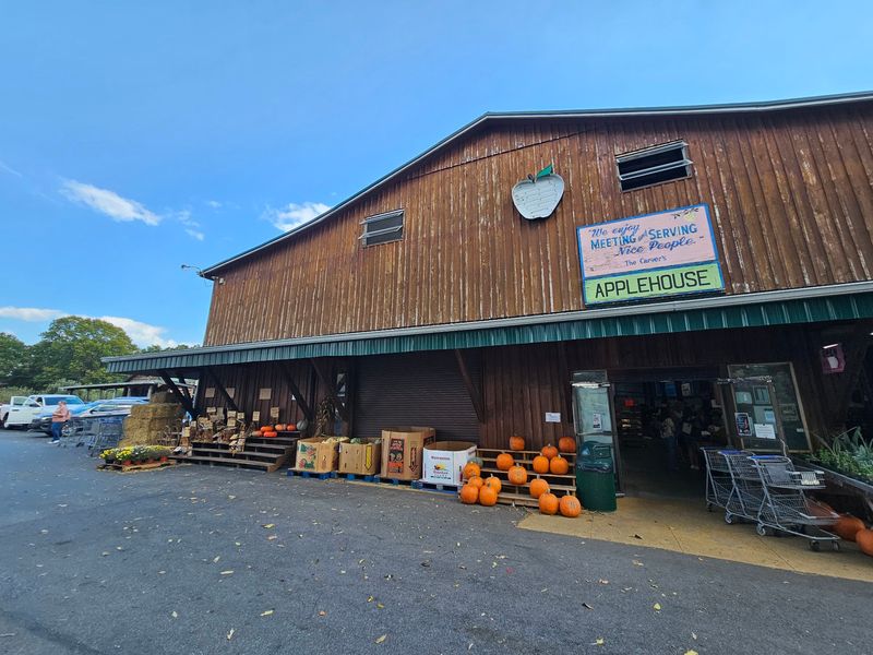 Carver's Applehouse Restaurant