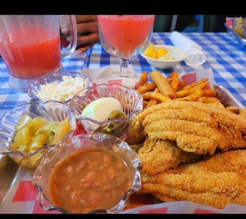 Catfish Sam's