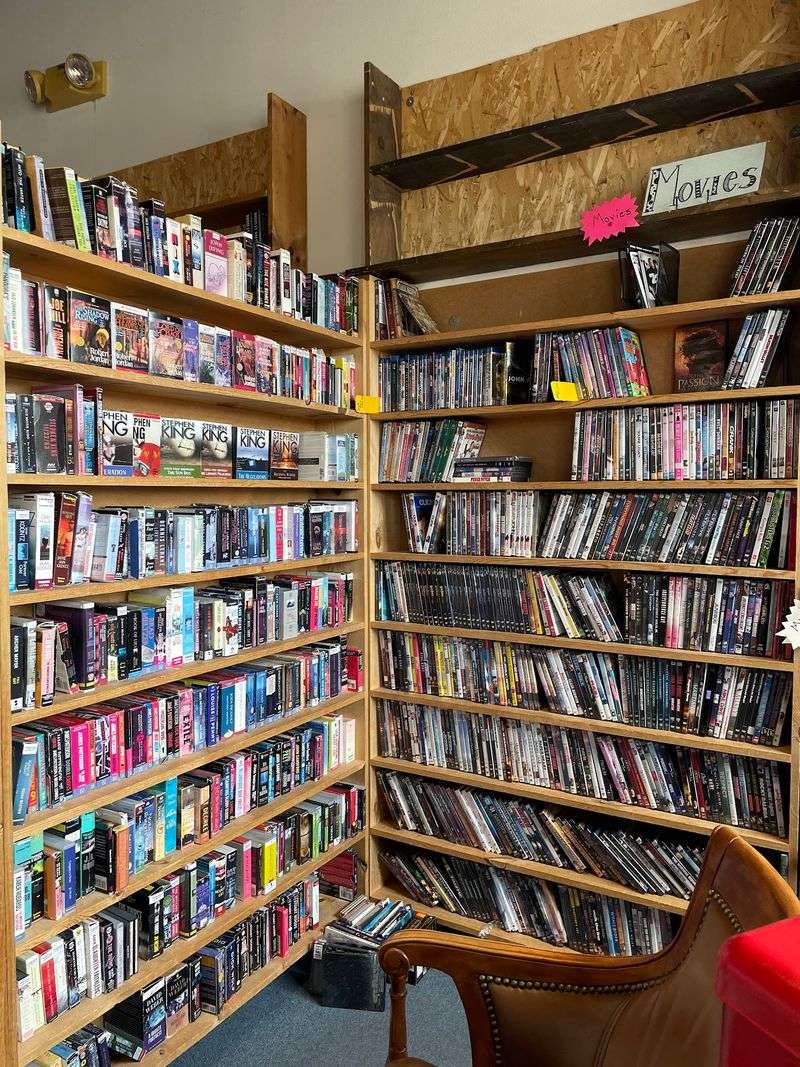 Chairs Tucked Into the Aisles