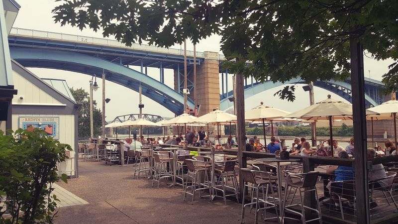 Check the Details Before Your Waterfront Escape