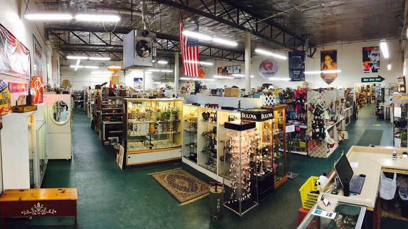 Checkout Is Easier Than You'd Expect From A Flea Market