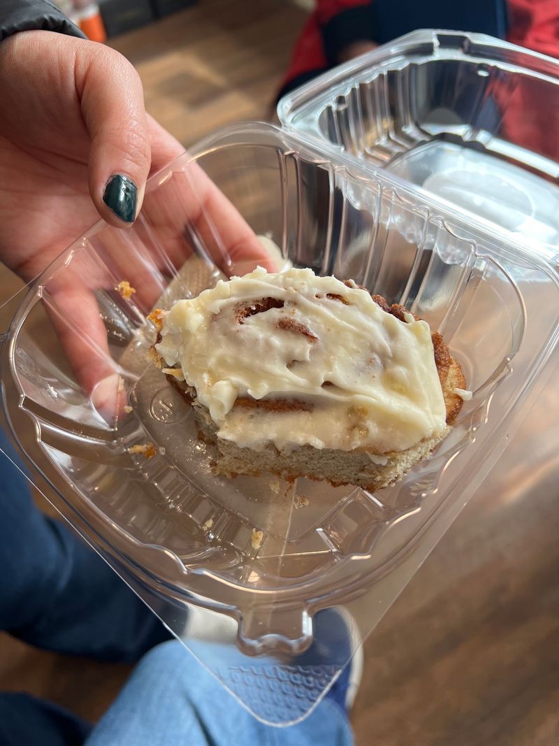 Cinnamon Rolls That Inspire Road Trips Cinnamon Rolls That Inspire Road Trips