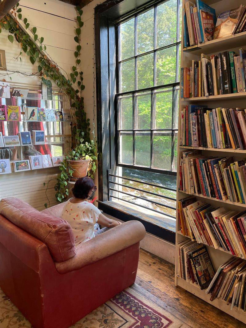 Claim a Chair, Then Give a Book a Real Chance Claim a Chair, Then Give a Book a Real Chance
