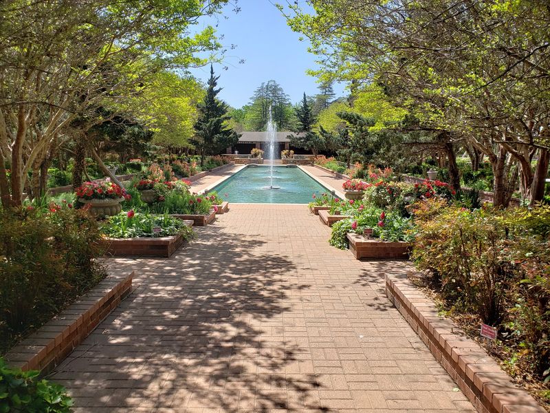 Clark Gardens Botanical Park (Weatherford) Clark Gardens Botanical Park (Weatherford)
