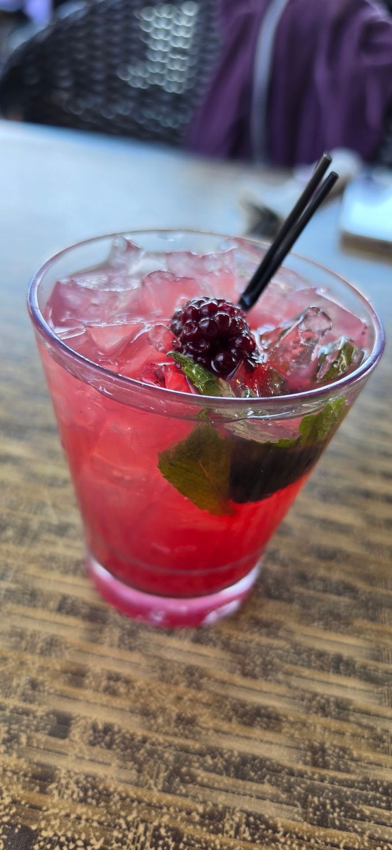 Cold Drinks Make the River Bar Feel Like a Getaway