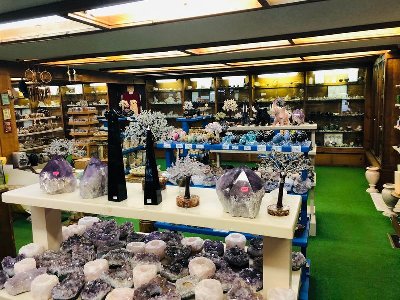 Coleman's Rock Shop & Crystal Mines - Terri & Jim, Jessieville, AR