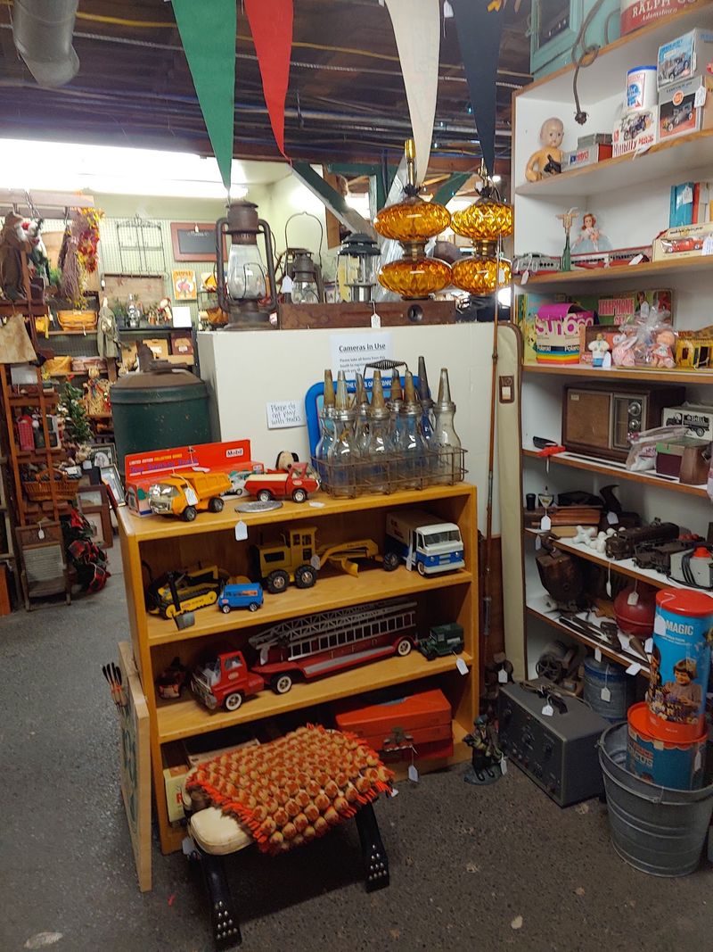 Collectibles That Reward a Careful Eye