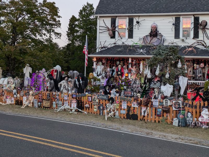 Count The Decorations If You Want, But You Will Lose Track Fast Count The Decorations If You Want, But You Will Lose Track Fast