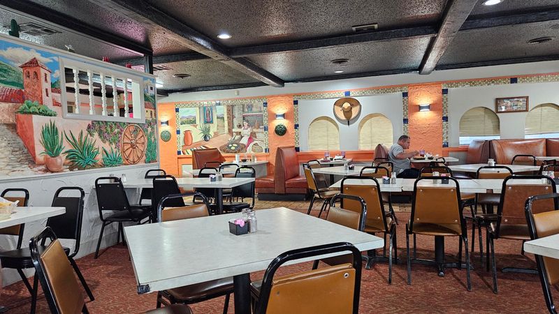 Counter Service With a Table-Side Twist Counter Service With a Table-Side Twist