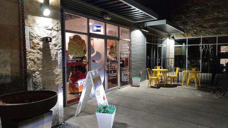 Cranky Granny's Sweet Rolls (Pflugerville)