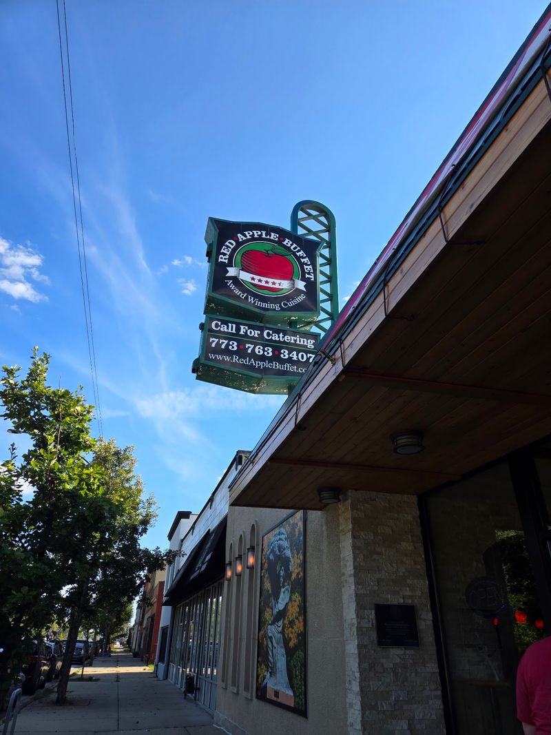 A Milwaukee Avenue Storefront With a Packed Dining Room A Milwaukee Avenue Storefront With a Packed Dining Room