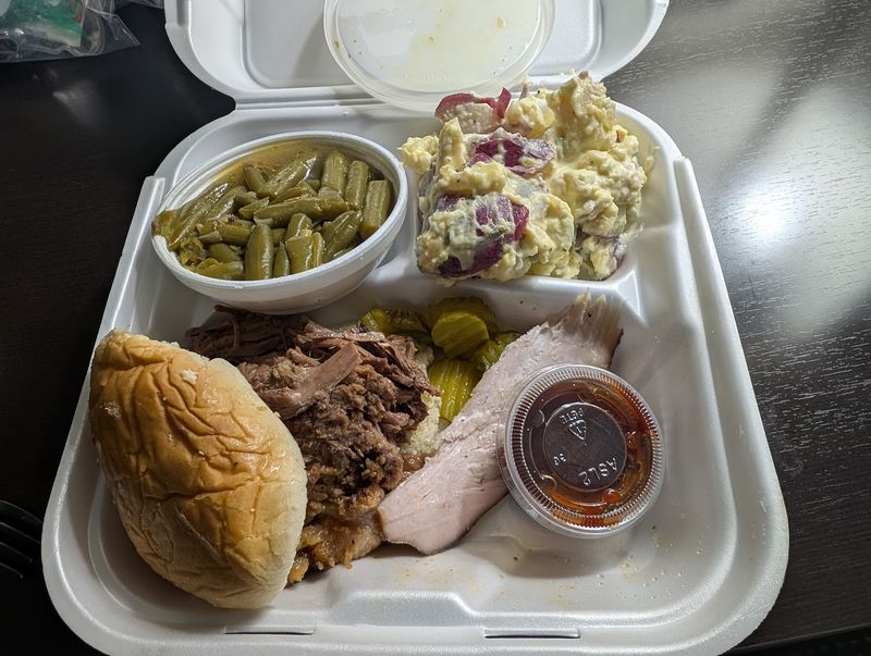 Don’t Overlook the Sides, Sauces, and Southern Extras
