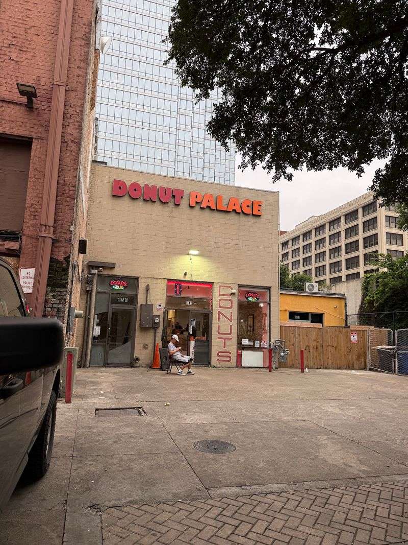 Donut Palace
