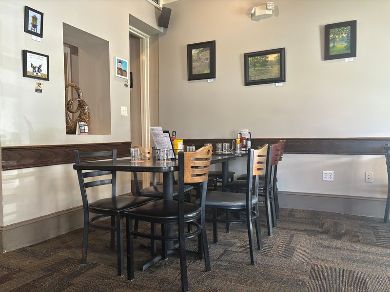 You'll Eat Lunch Inside A Piece Of Springfield History