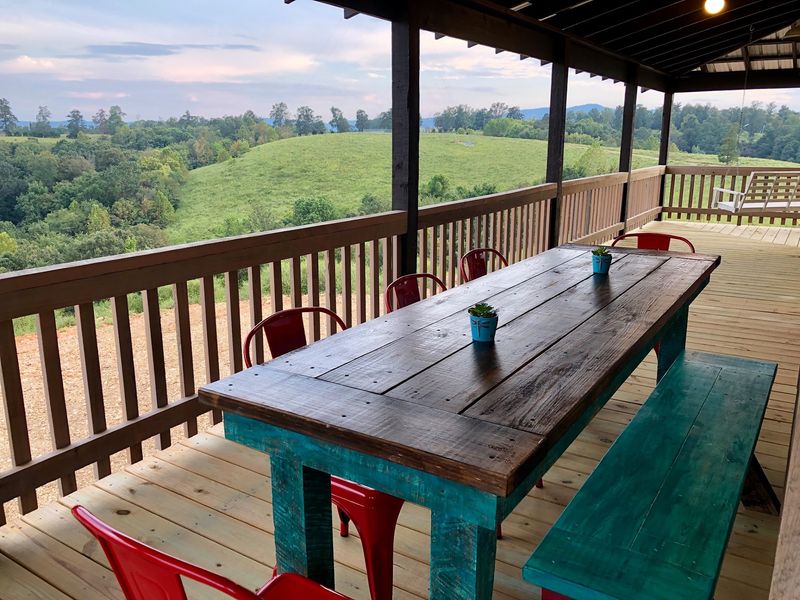 Ferguson Homestead for Big Gatherings