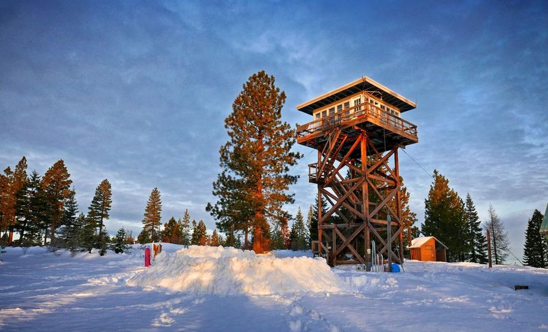 Fivemile Butte Lookout Tower, Dufur