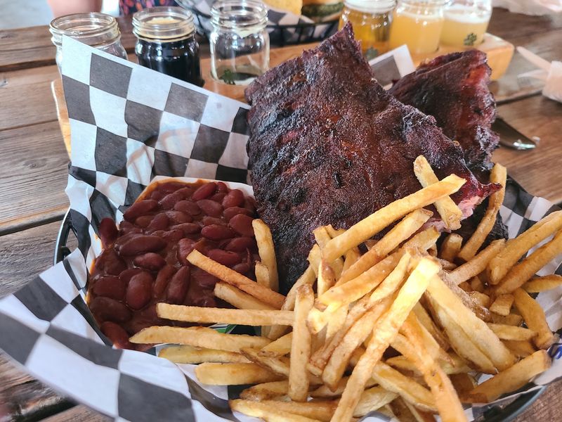 Follow Your Appetite Toward the Barbecue Follow Your Appetite Toward the Barbecue