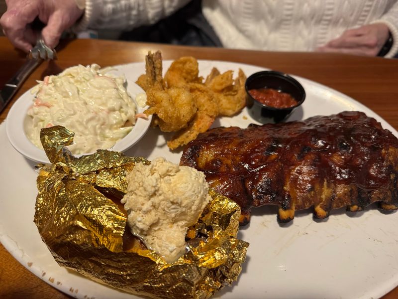 Fried Chicken, Ribs, And Brisket Bring Serious Comfort Fried Chicken, Ribs, And Brisket Bring Serious Comfort