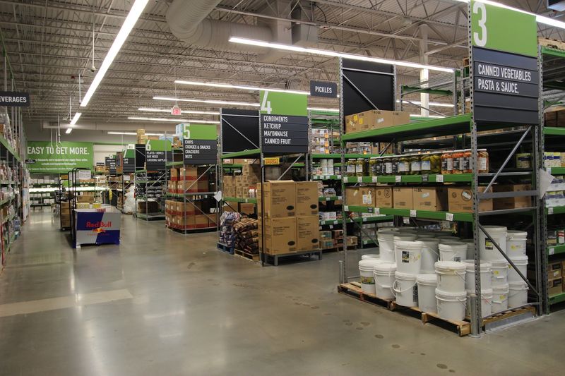 Friendly Faces and Tidy Aisles Friendly Faces and Tidy Aisles