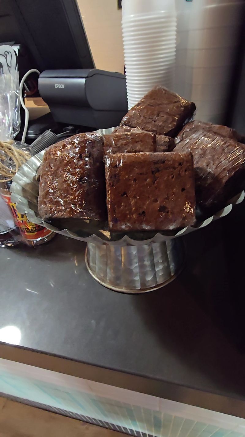 Friendly Service and Sweet Finishers Friendly Service and Sweet Finishers