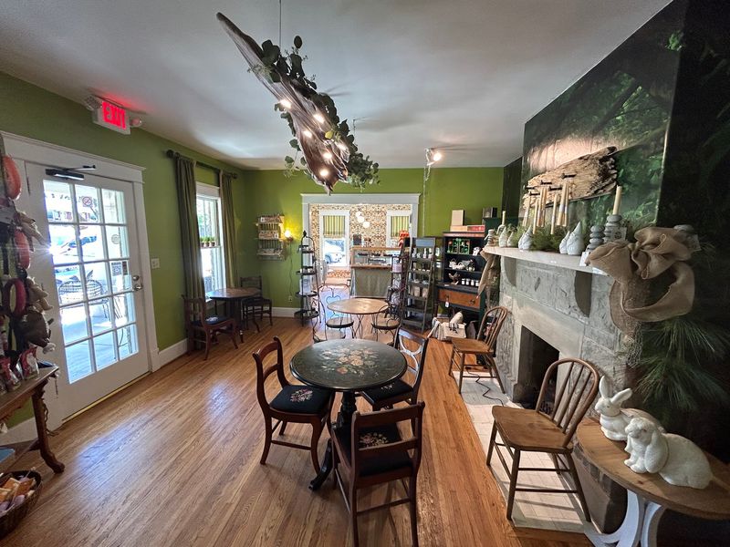 Troll House Cottage - Nashville, TN