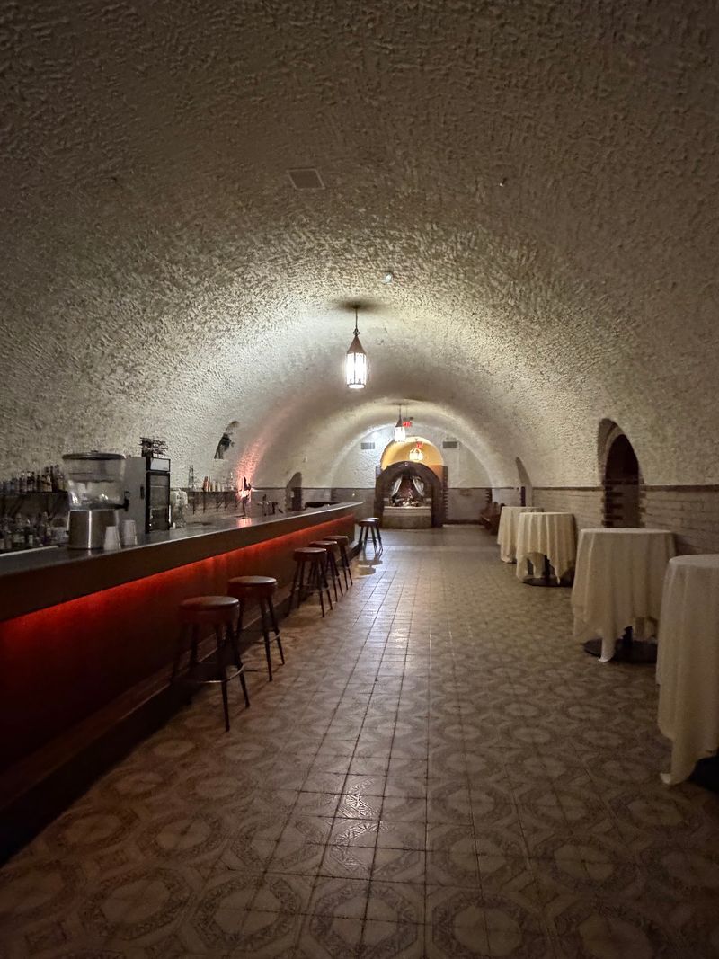 Gangsters, Speakeasies, and the Prohibition Years