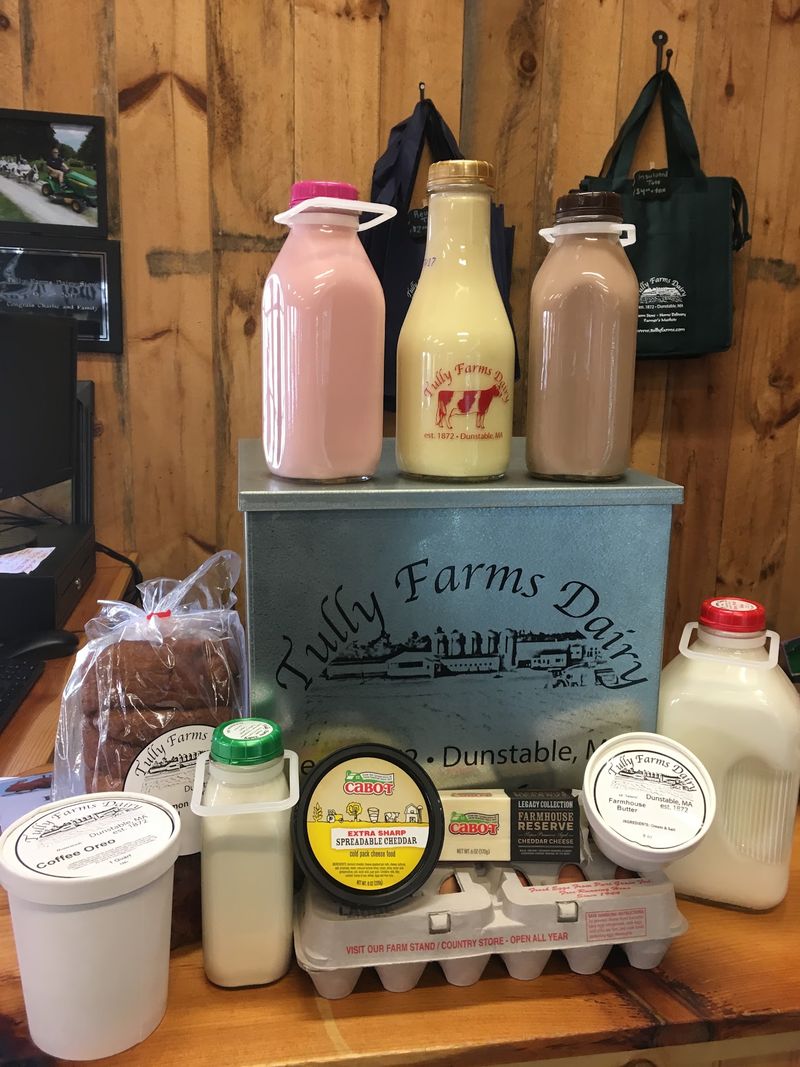 Glass Bottles Give This Massachusetts Dairy Its Signature Look Glass Bottles Give This Massachusetts Dairy Its Signature Look