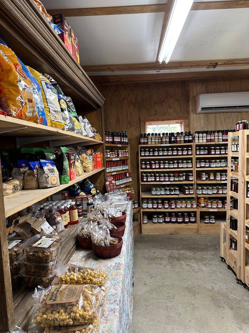 Good Luck Leaving The Farm Market Empty-Handed