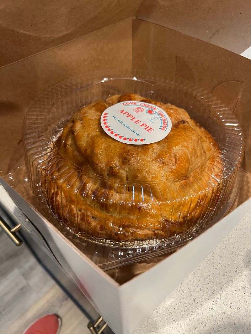 Grand Champion Apple Pie - Love Creek Orchards (Medina)