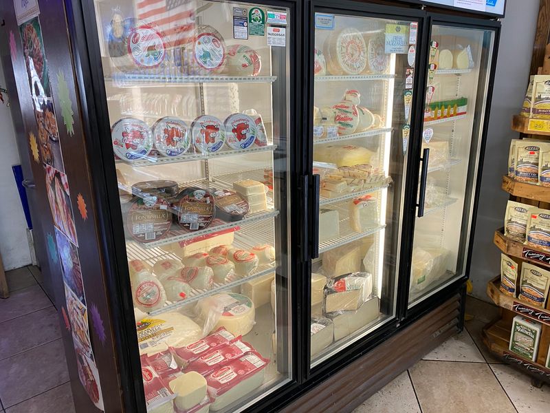 Cheese Lovers Should Head Straight For The Bocconcini Cheese Lovers Should Head Straight For The Bocconcini