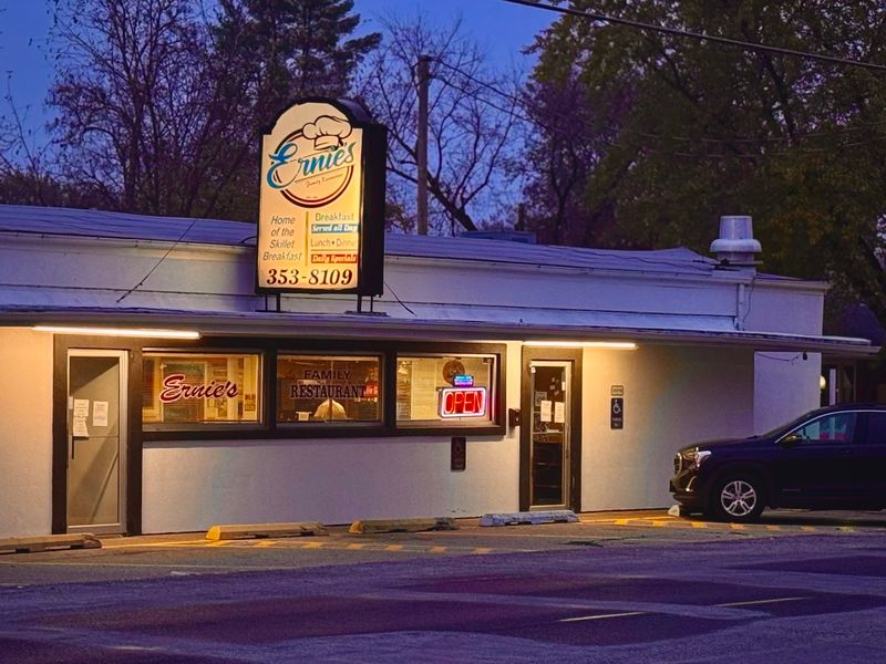 Ernie's Family Restaurant