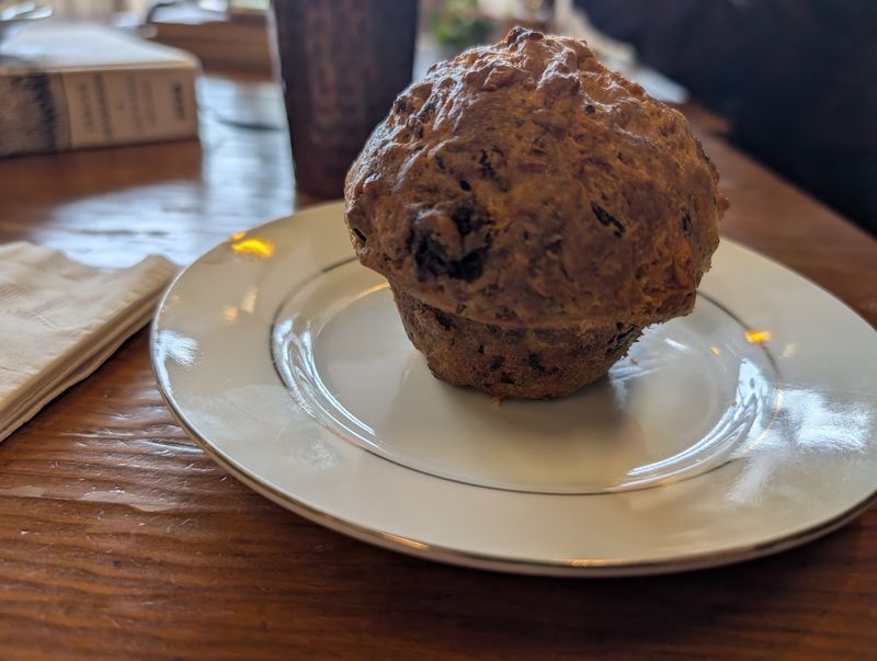 Half Muffin, Half Doughnut, Fully Worth The Detour Half Muffin, Half Doughnut, Fully Worth The Detour