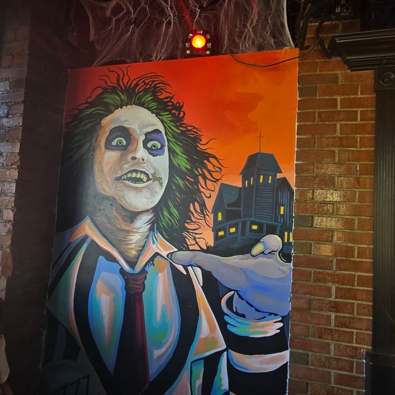 Halloween Never Clocks Out at This Spooky Spot Halloween Never Clocks Out at This Spooky Spot