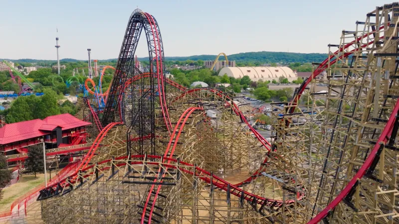 Hersheypark, Hershey: A Full Day of Rides and Sweet Rewards Hersheypark, Hershey: A Full Day of Rides and Sweet Rewards