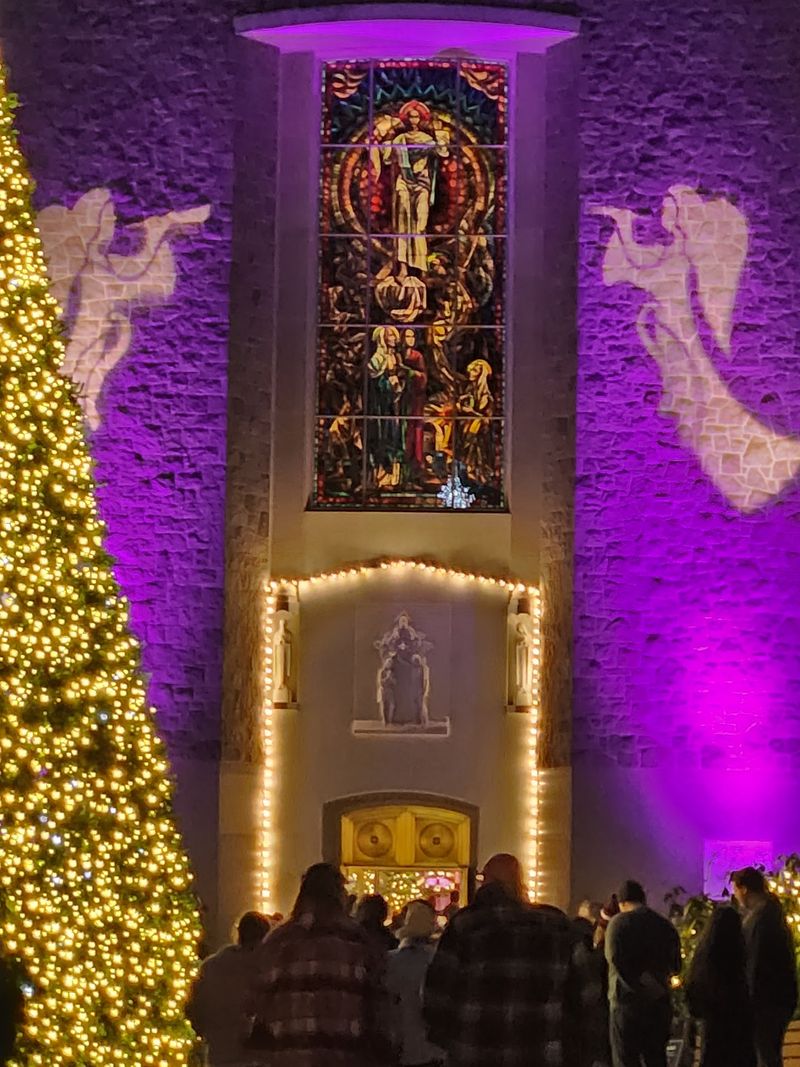 Holiday Lights and a Different Kind of Visit Holiday Lights and a Different Kind of Visit