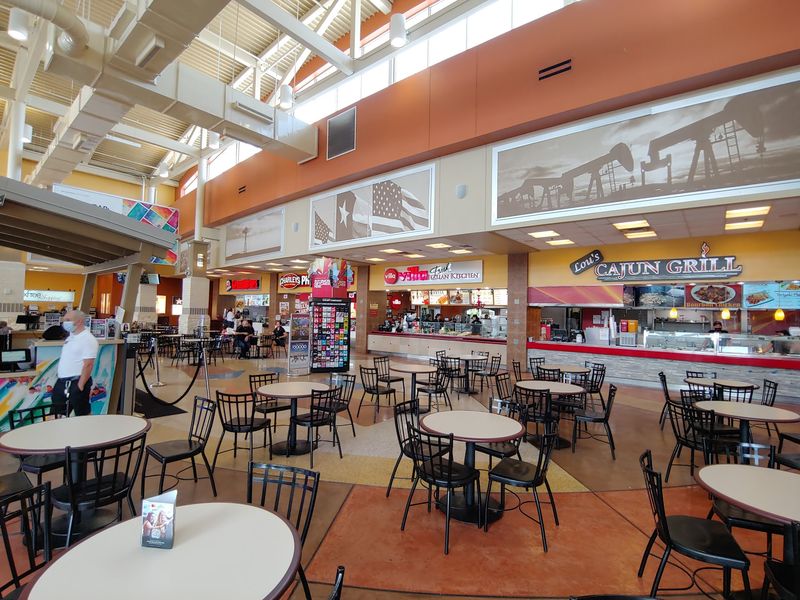 Houston Premium Outlets