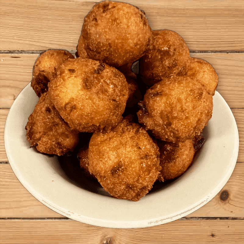 Hushpuppies Before the Menu Even Opens