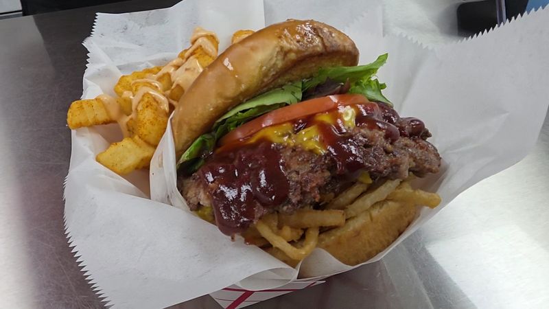 Is This Unassuming Gas Station Really Home to Tennessee’s Best Burger? Is This Unassuming Gas Station Really Home to Tennessee’s Best Burger?