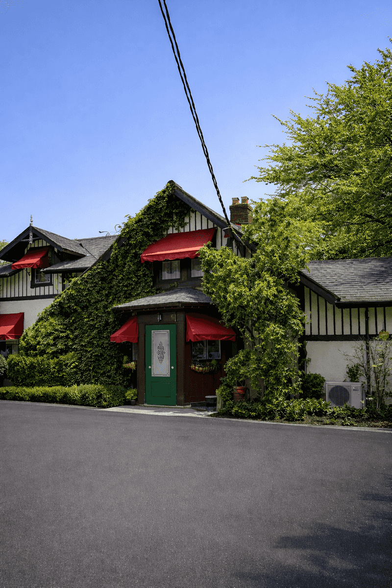 Ivy Inn Restaurant & Bar