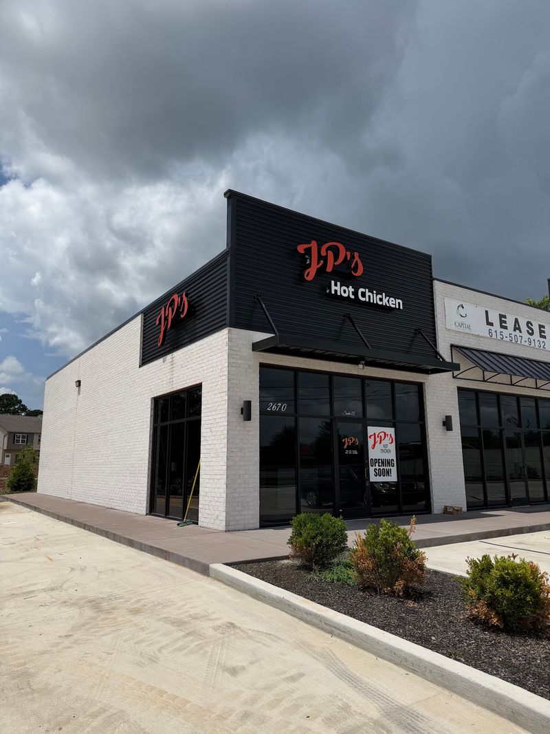 JP's Hot Chicken, Clarksville