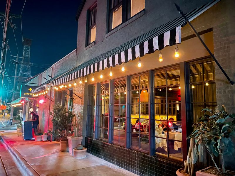 Jeffrey’s (Austin)