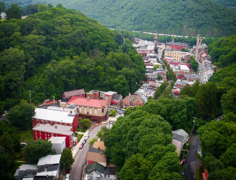 Jim Thorpe: Find the Quiet Between Adventures Jim Thorpe: Find the Quiet Between Adventures