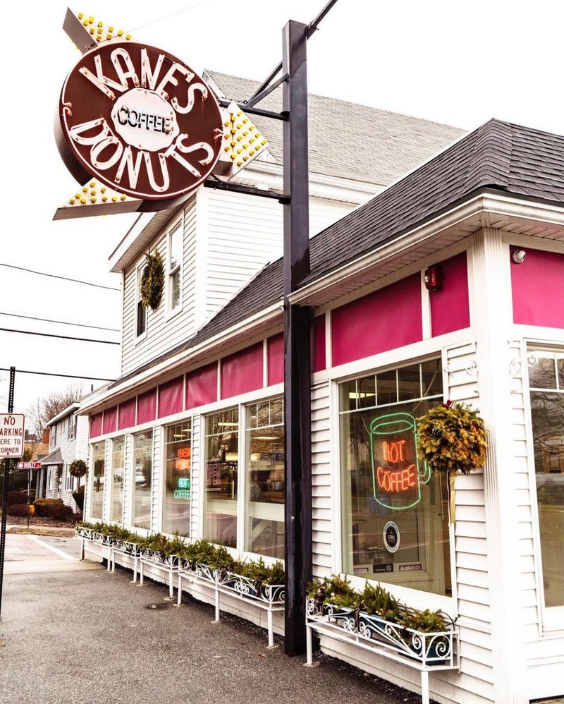 Kane's Donuts-Lincoln Avenue Kane's Donuts-Lincoln Avenue
