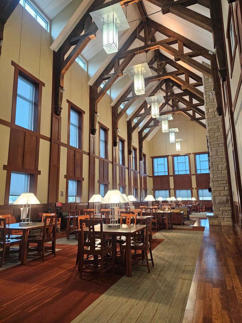 King Family Library – Sevierville