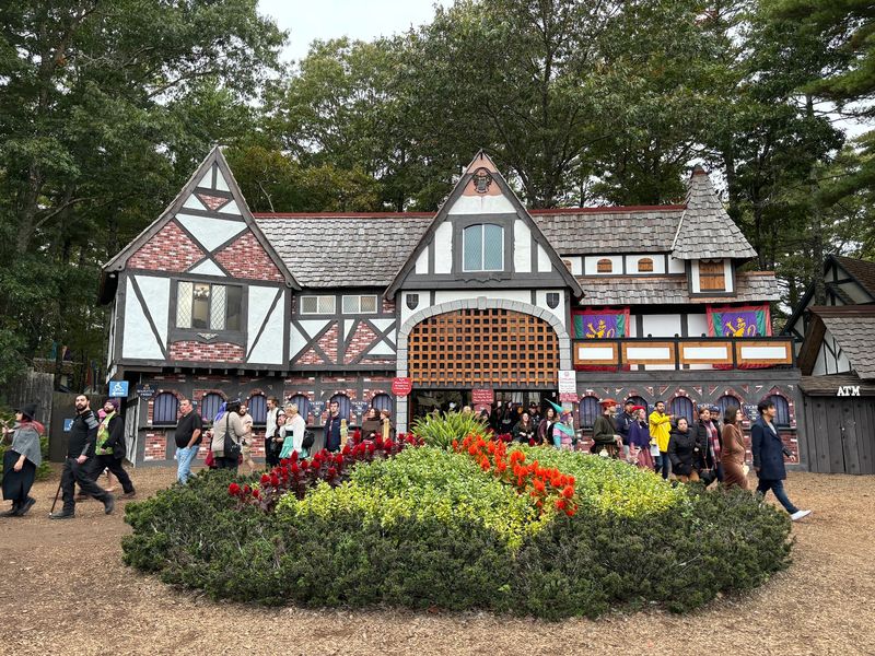 King Richard’s Faire: A Day in the Woods