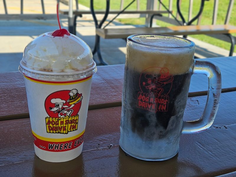 Frosted Root Beer Mugs Bring the Fun