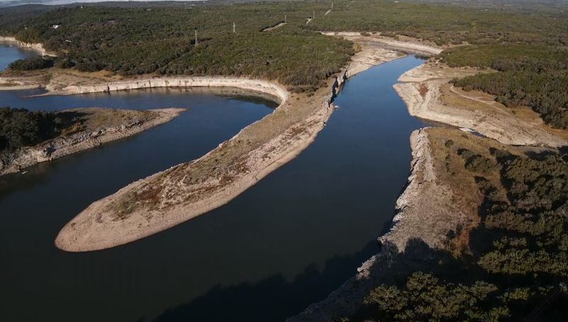 Lake Travis (Lago Vista) Lake Travis (Lago Vista)