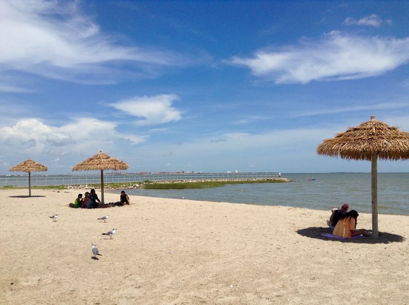 Lighthouse Beach and Bird Sanctuary Lighthouse Beach and Bird Sanctuary