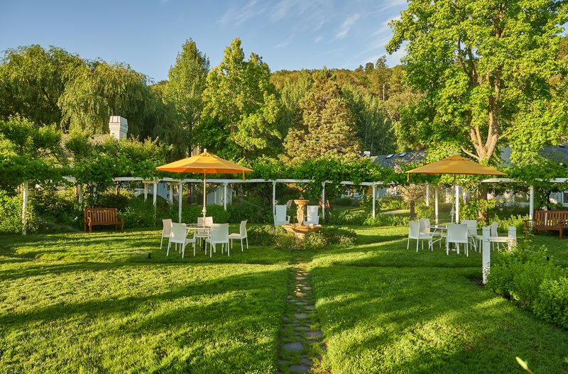 Lithia Springs Resort - Oregon's Mineral Waters Retreat, Ashland