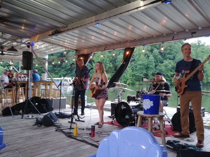 Live Music Turns Summer Nights Into A Party Live Music Turns Summer Nights Into A Party